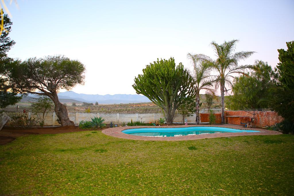 Oudtshoorn Homestay Accommodation Eksteriør bilde
